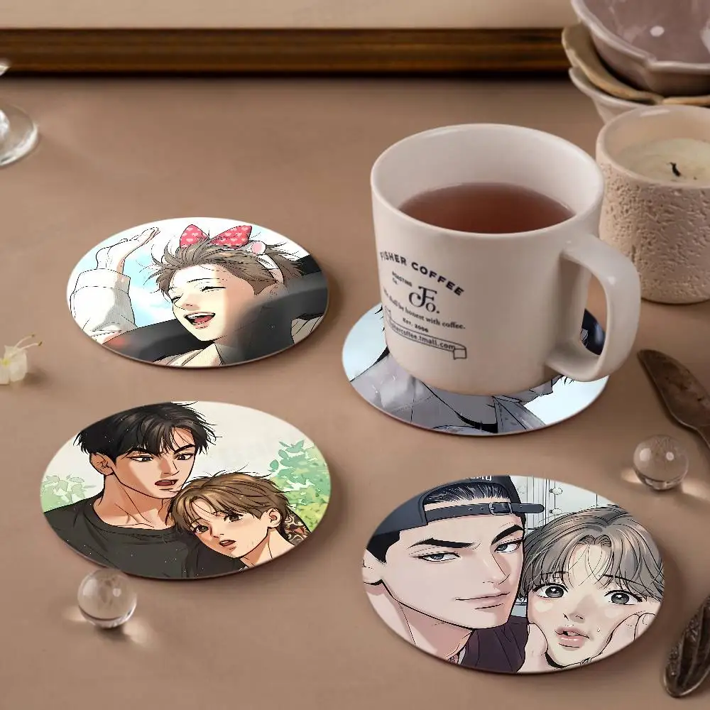 

Manhwa Joo Jaekyung Kim Dan Wood Coaster Set - Heat Resistant for Tea & Coffee, Home Cafe Decor Holiday Gift
