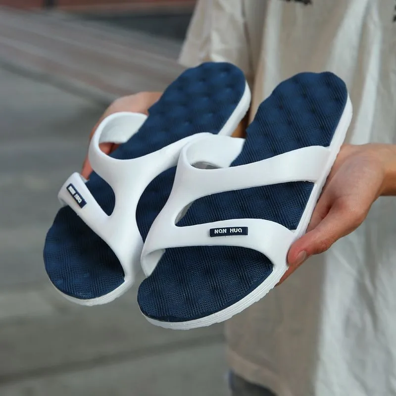 Men's Fashion Outdoor Summer Slippers Korean Style Anti-Slip for Home Use Trendy New Design