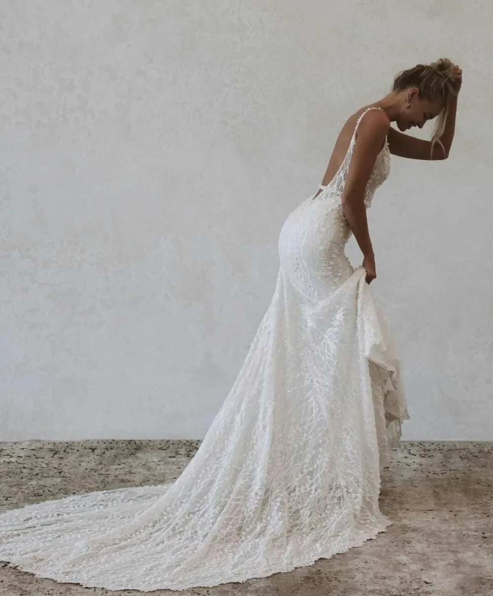 Bohemian Mermaid Wedding Dresses Sexy Spaghetti V Neck Lace Appliques Bridal Gowns Backless robes de mariée