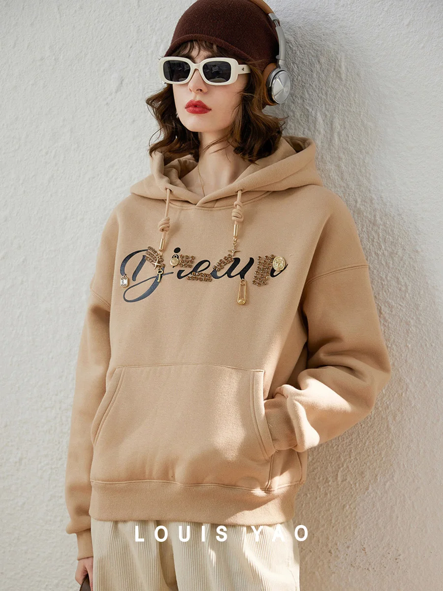 LOUIS YAO Women's Sweatshirts 2026 Thick Velvet Top Winter Fashionable Letter Printed Nail Bead Thick Warm Hoodies for Women
