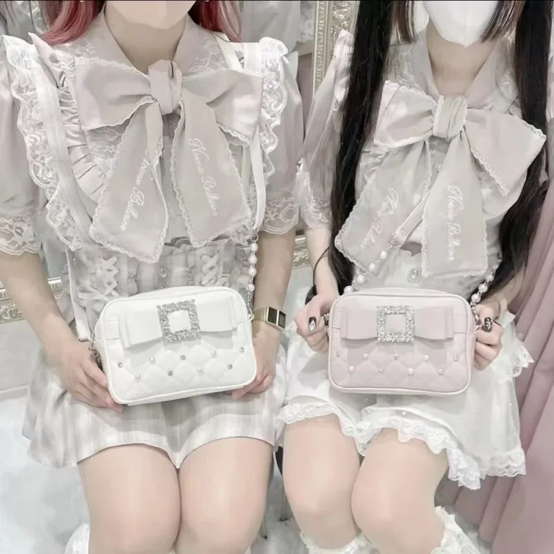 

Chain Bow Diamond Crossbody Bag Pearl Mini Western Bag Single Shoulder High End Pearl Single Shoulder Square Bag Women's Handbag