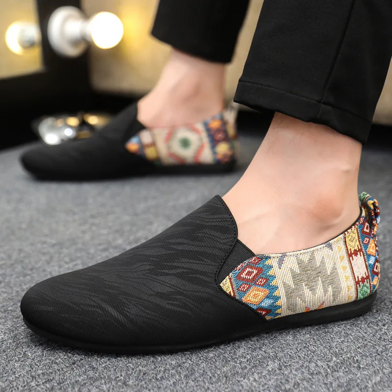 2026 Summer Social Leisure Trendy Bean Shoes Breathable Lazy Shoes Le Fu One Step Stepping Men's Large Size Footwear For Male
