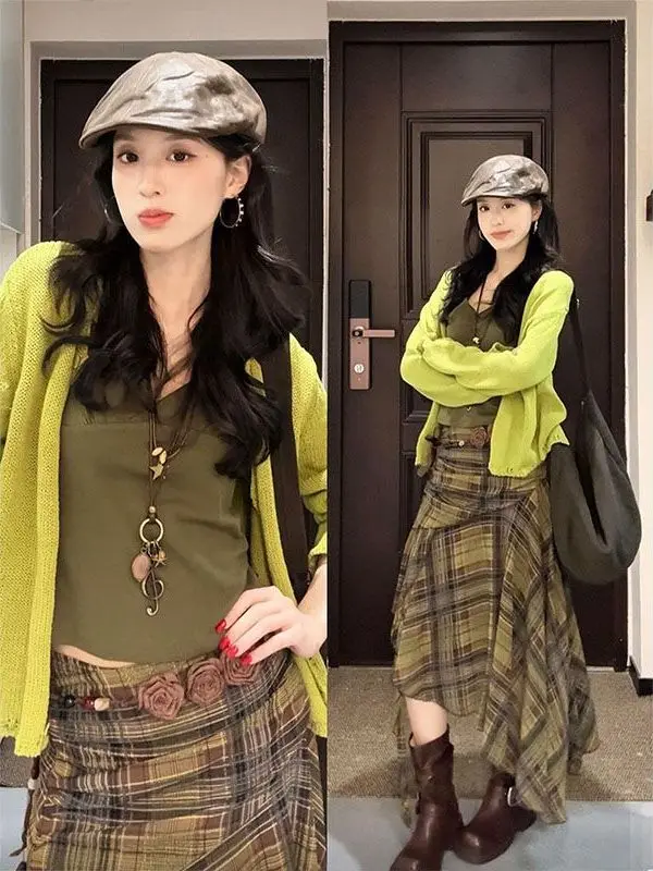 

Elegant Knitted Sweater Vest Set Women's Hollow out Spring New Style Casual High Waist Midi Skirt Three Piece Suite V Neck