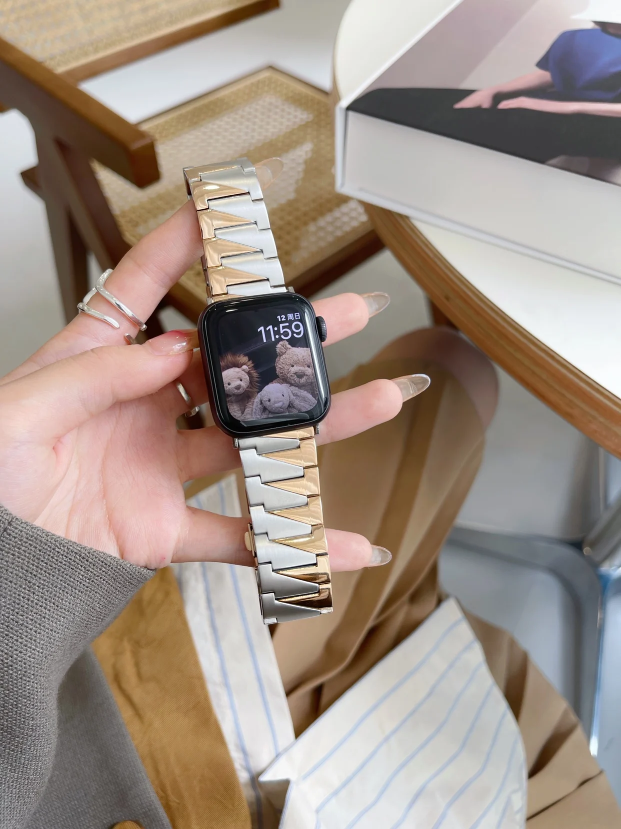 Correa de metal de acero inoxidable a juego con colores para Apple Watch series 7 6 5 4 3 SE iWatch 41mm 45mm 40mm 44mm 42mm 38mm