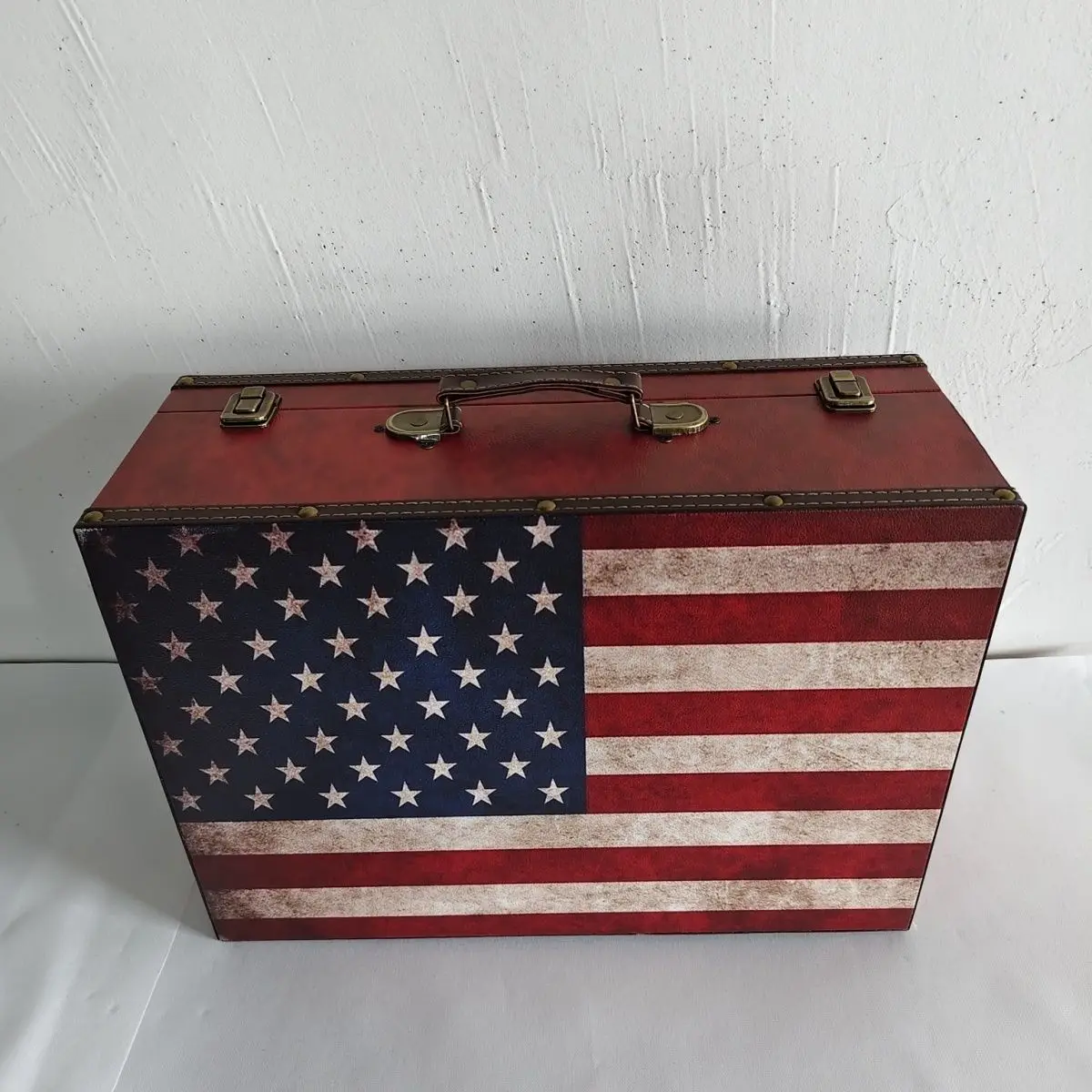 

USA Flag Hand-held Box Decorative Ornament Crew Prop Storage and Organization US Vintage Style