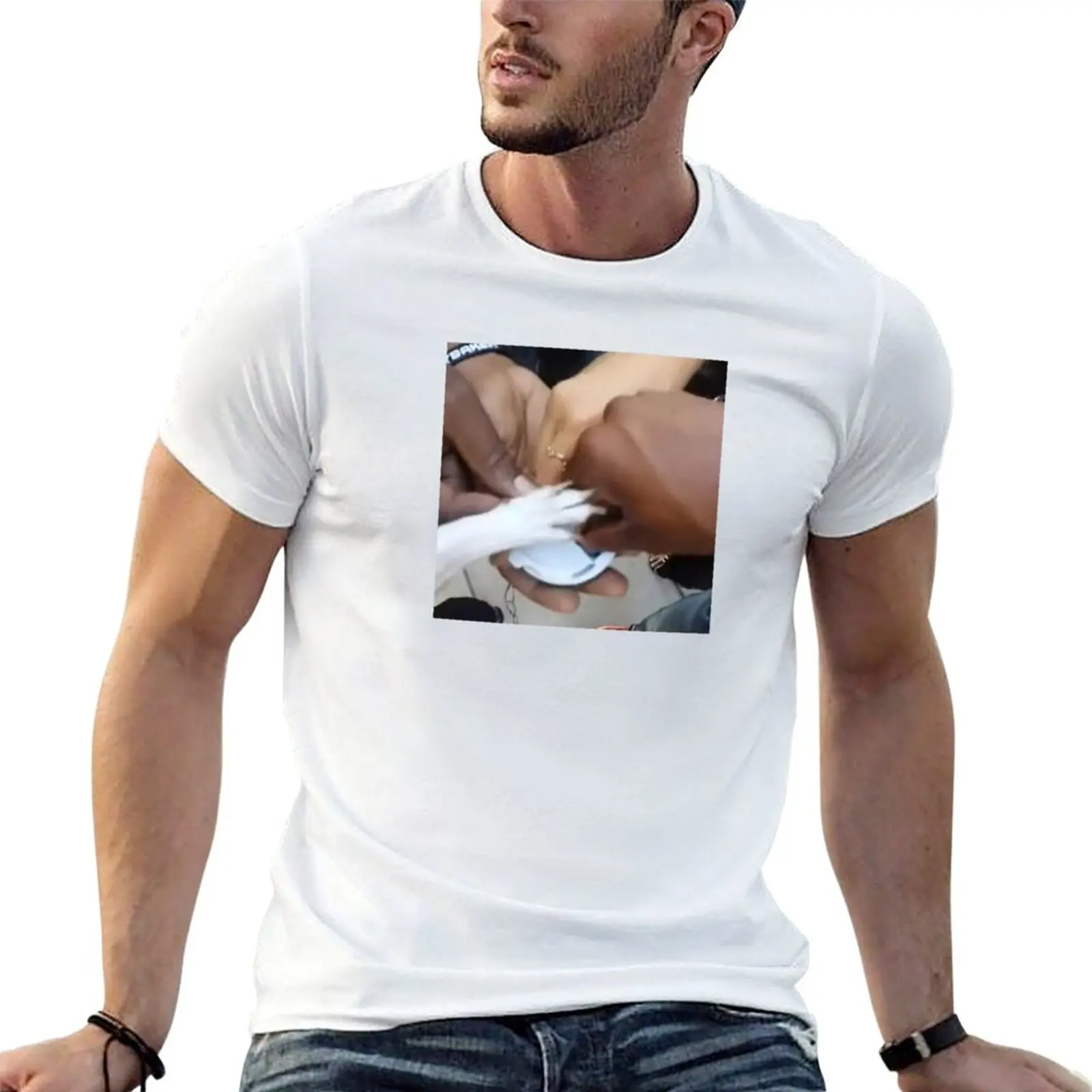

What The Dog Doing Vine King Bach Meme T-Shirt man t shirt cotton g man t shirts for men T-Shirt