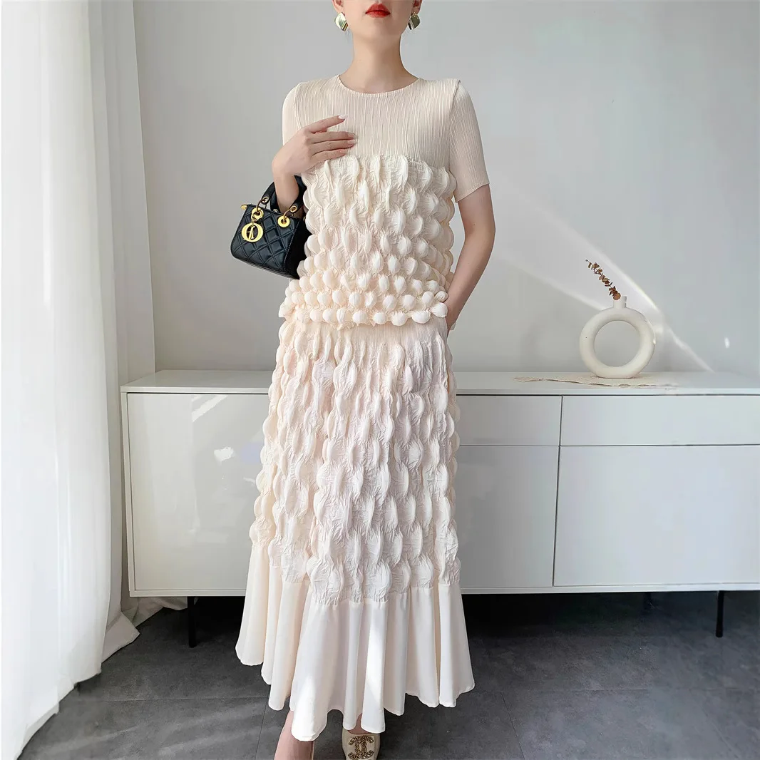 Miyake Style Handmade Bubble Pleated Suit for Women 2025 New Solid Color O-neck Short-sleeved Top + Skirt Casual Two-piece Set