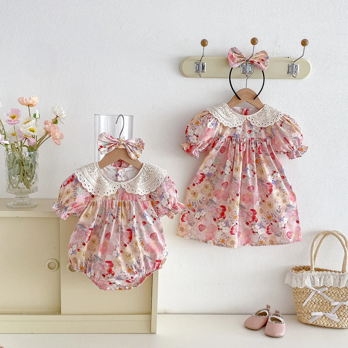 2026-summer-sibling-matching-outfits-floral-print-puff-sleeve-lace-collar-baby-bodysuit-toddler-dress-for-baby-big-sisters