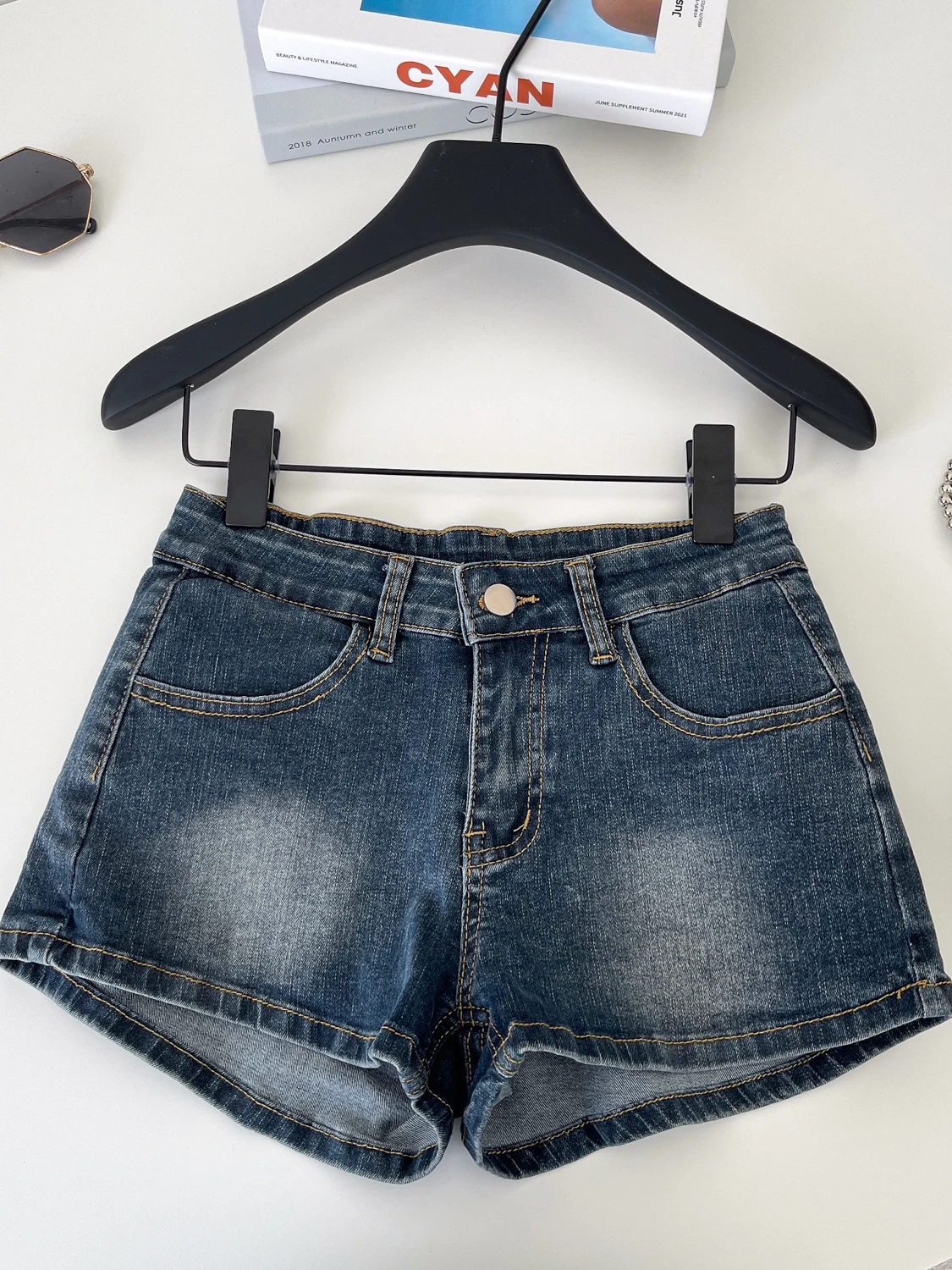 

Low Waist Korean Sle Faionable Women's Jeans Casual Summer Vintage Ripped Wide Leg Pants orts Zipper High Waist