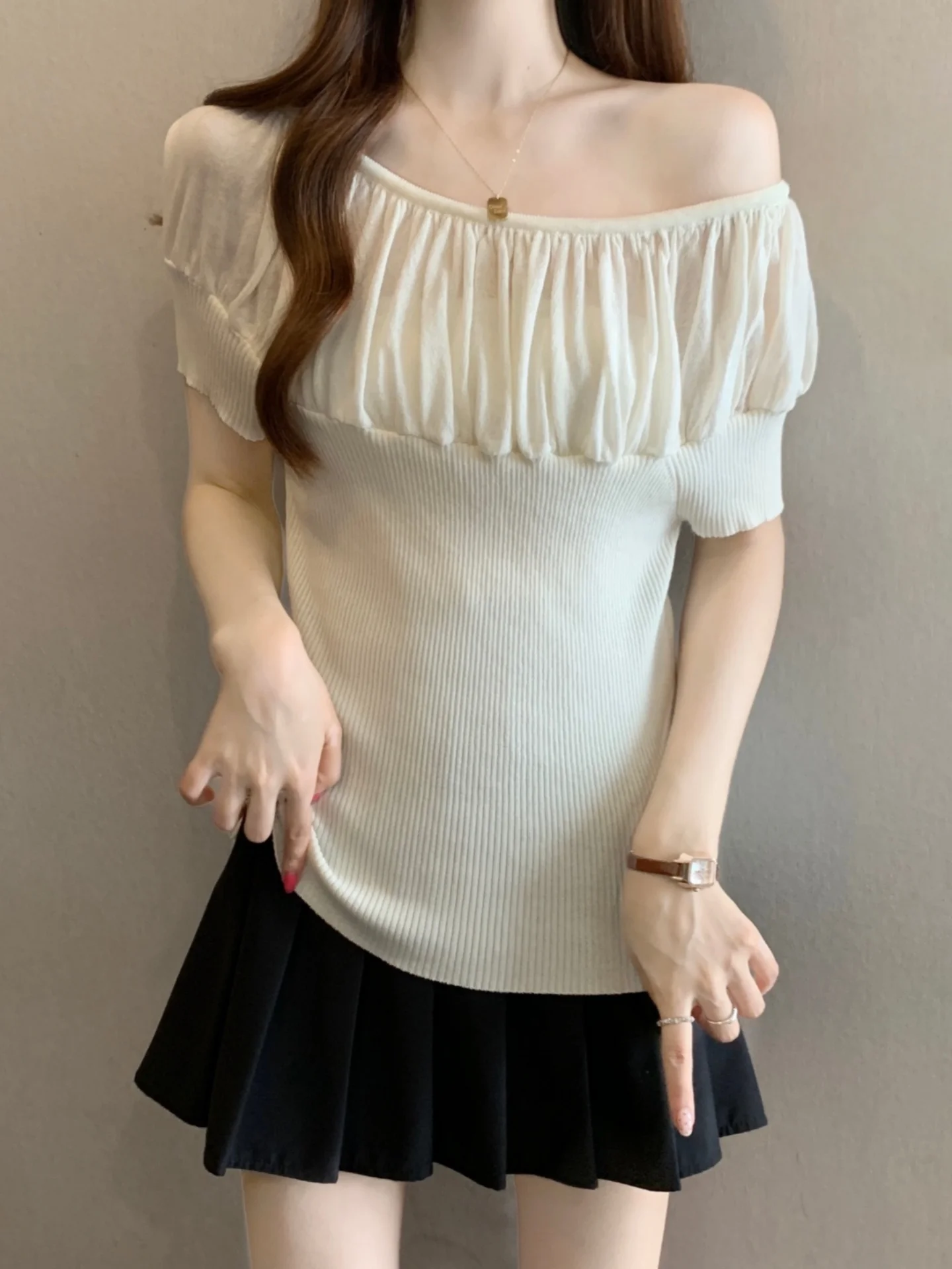 Shoulder Bared Ice Silk T Shirt Women Summer 2026 Loose Fit Comfortable Short Sleeve One Shoulder Neckline Korean Style Top