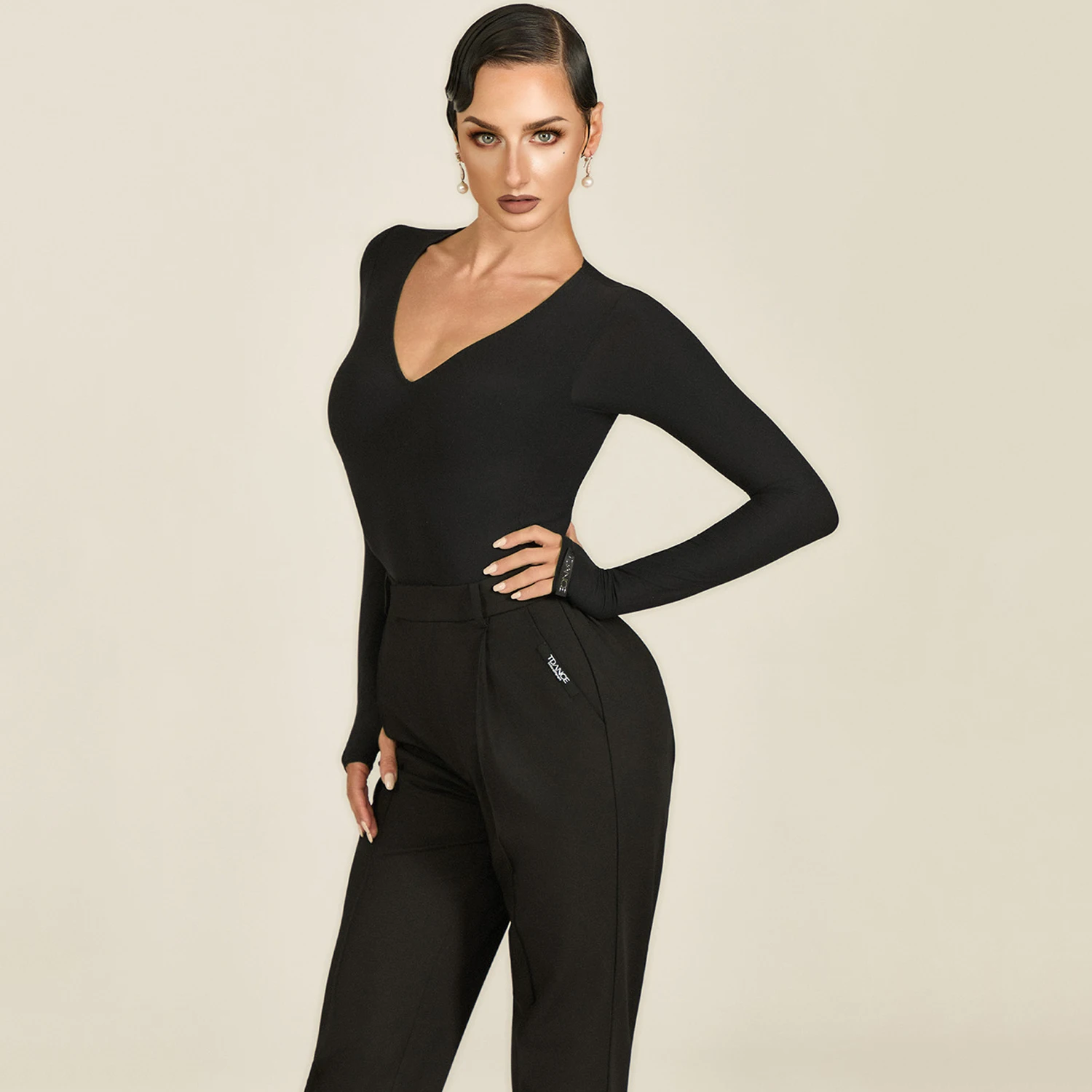 2025 الشتاء اللاتينية أزياء رقص للنساء طويلة الأكمام الخامس الرقبة تشاتشا تانجو السامبا الرقص سيدة ممارسة ملابس تدريب DQL12018 #2