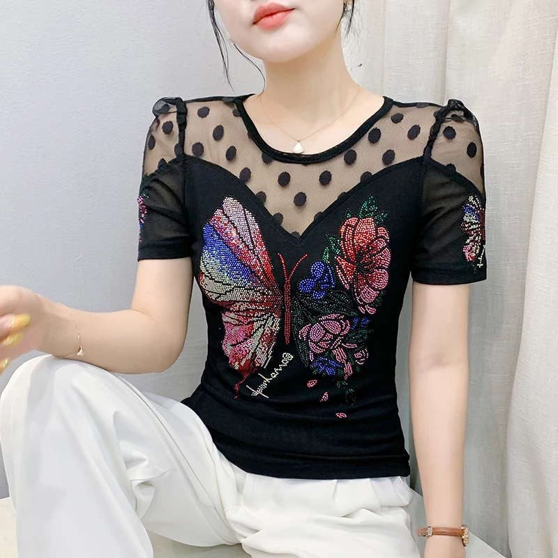 

Сексуальный прозрачный топ для женщин, летняя модная европейская тонкая блузка с богатой отделкой, стройнящая, трендовая, маленькая...