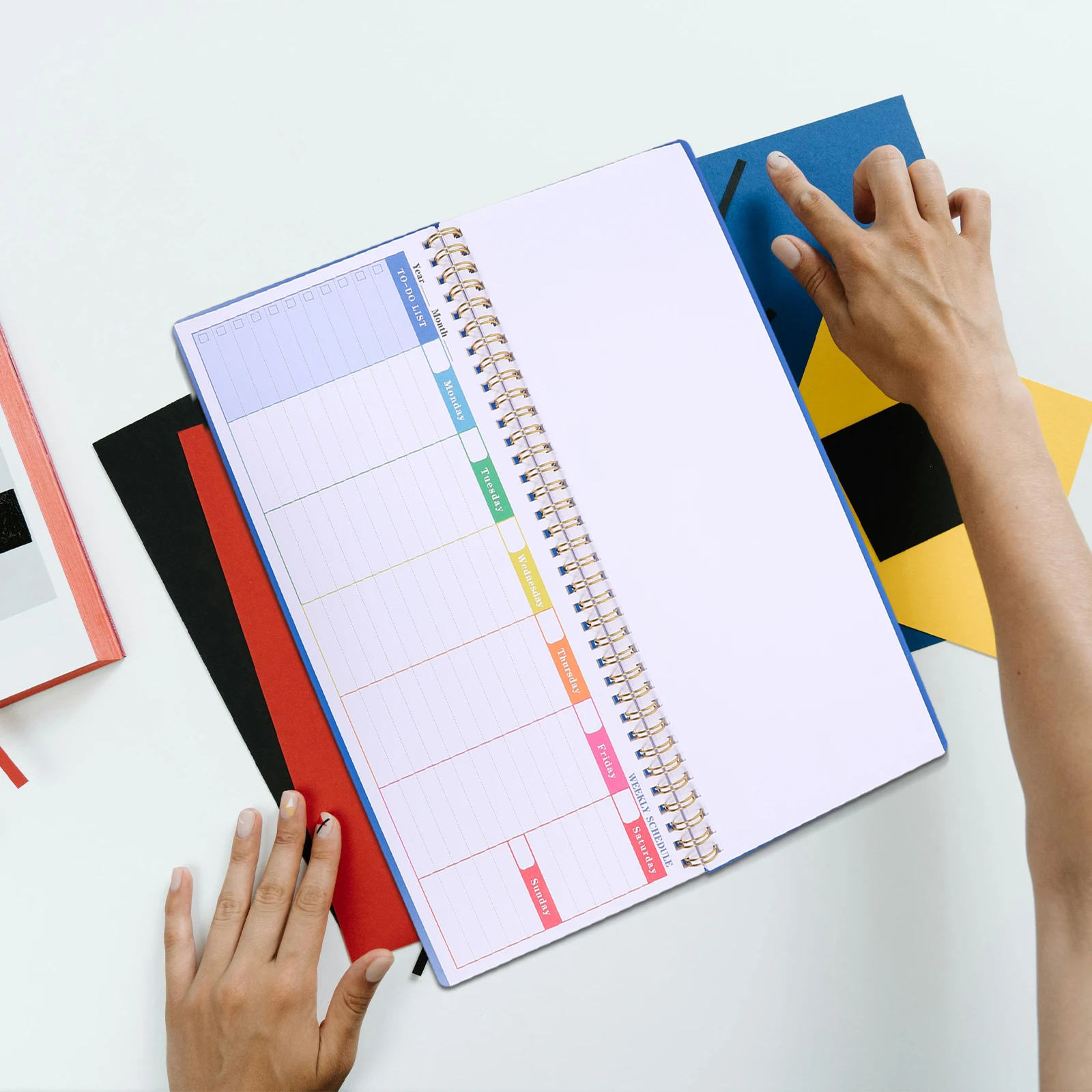 

Undated Weekly Planner Notebook 8.5x11 Inches Horizontal Layout Schedule Pad Premium Paper No Bleed Work Task Organizer Business