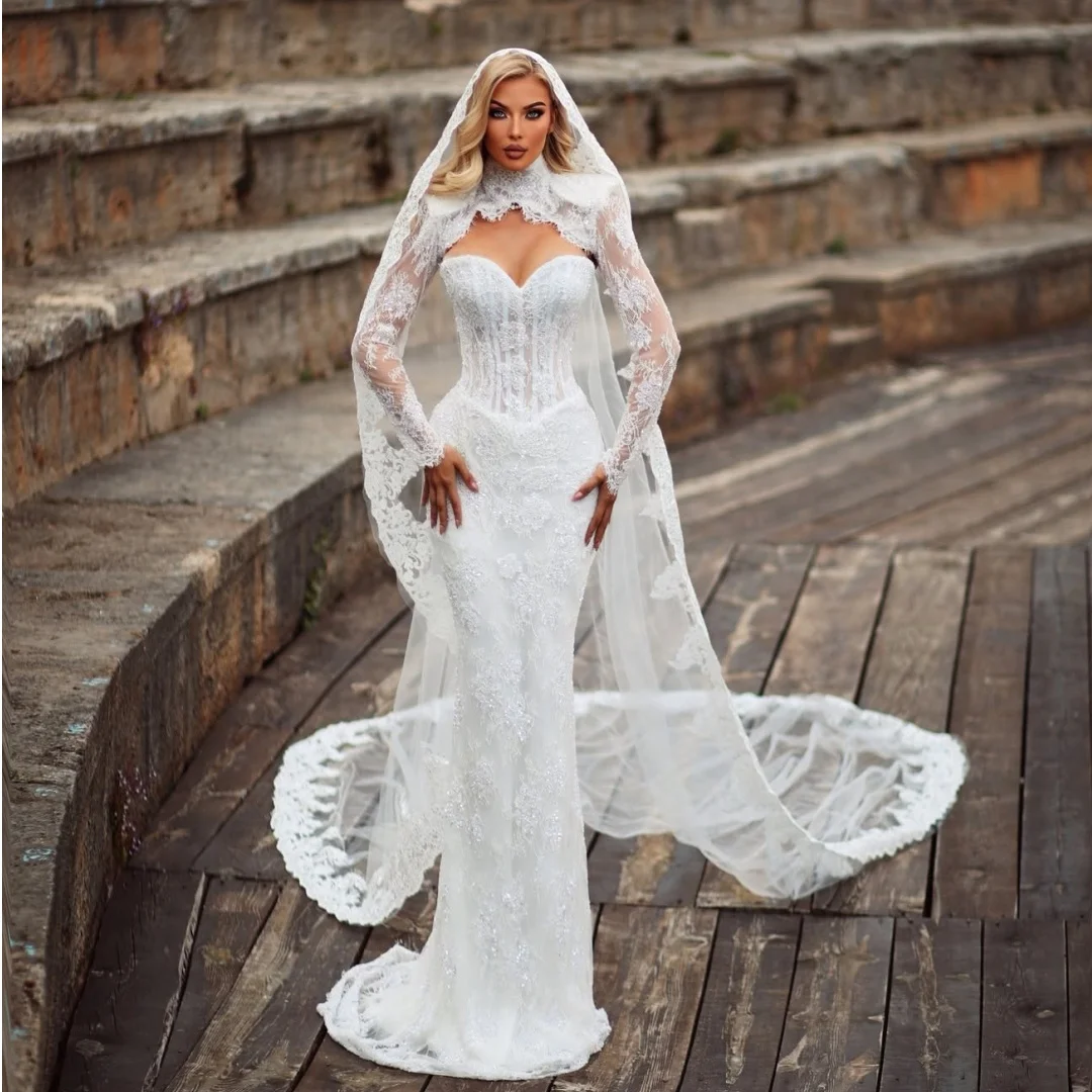 See Thru Lace Bodice Wedding Dresses Elegant Strapless Beaded Bridal Gown Long Sleeves Exquisite robe de mariée Customized