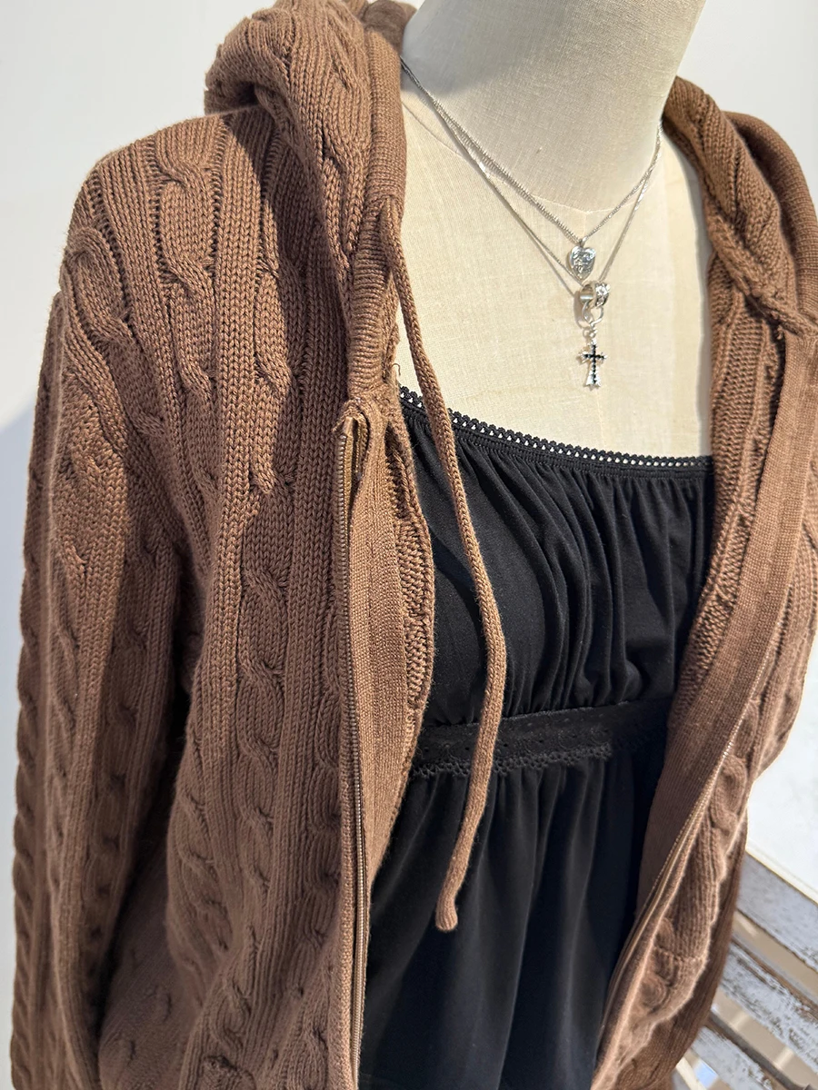 

Коричневое пальто на молнии с капюшоном и витым цветком, женское осеннее вязаное кардиган с длинными рукавами и карманами, свитер, милый трикотаж в консервативном стиле