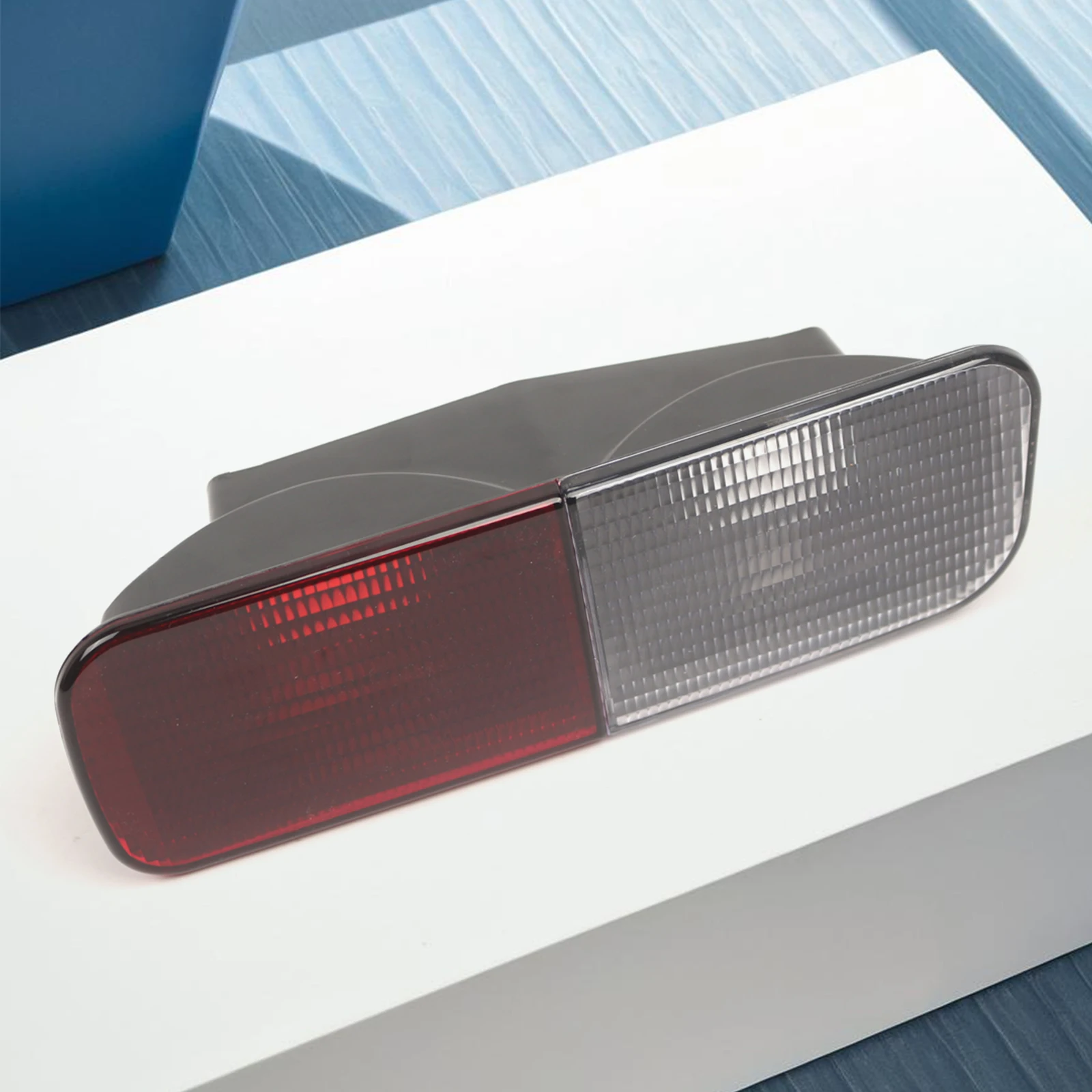 

Rear Bumper Light Rear Bumper Reflector Light Compatible for Land Rover Discovery 2 2003-2004