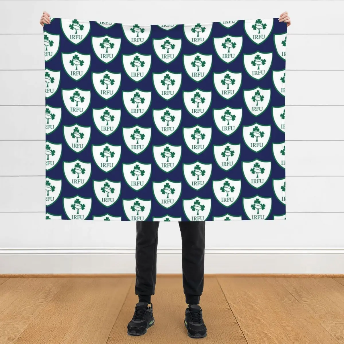 

IRELAND IRFU-RUGBY -BADGES Throw Blanket Thin Moving Weighted Fashion Sofas Blankets
