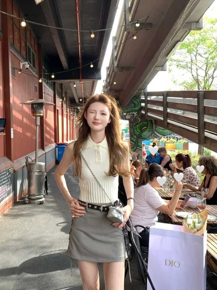 

Slim Fit Knitted Vest Two Colors Collarl Svel Top for Women Commute Sle Button Design Regular Length Pure Color