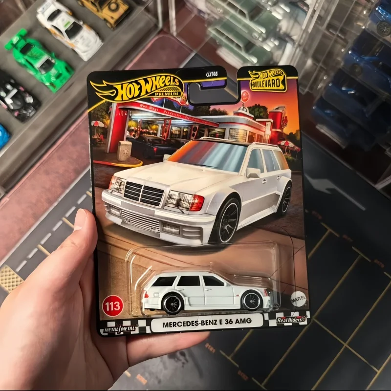 

В наличии: Коллекционная модель автомобиля Hot Wheels Premium GJT68 Boulevard Z, литая под давлением, с металлическим кузовом, серия Surprise Toys