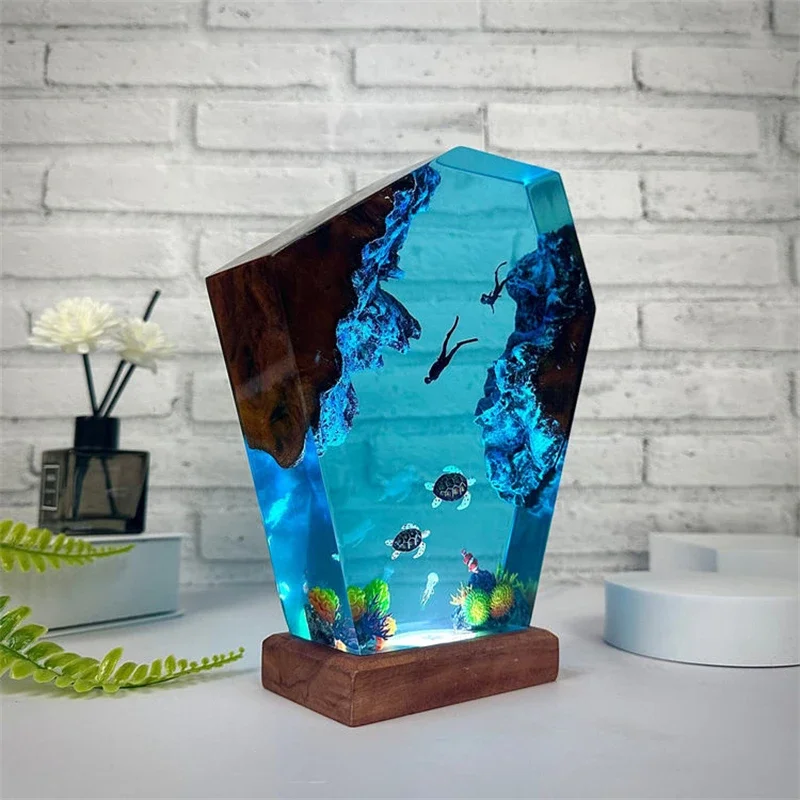 Resin Ocean Wood Lamp Manta Ray and Couple Diver Home Decoration Exquisite Crafts Table Lamp Ornament Birthday Christmas Gift