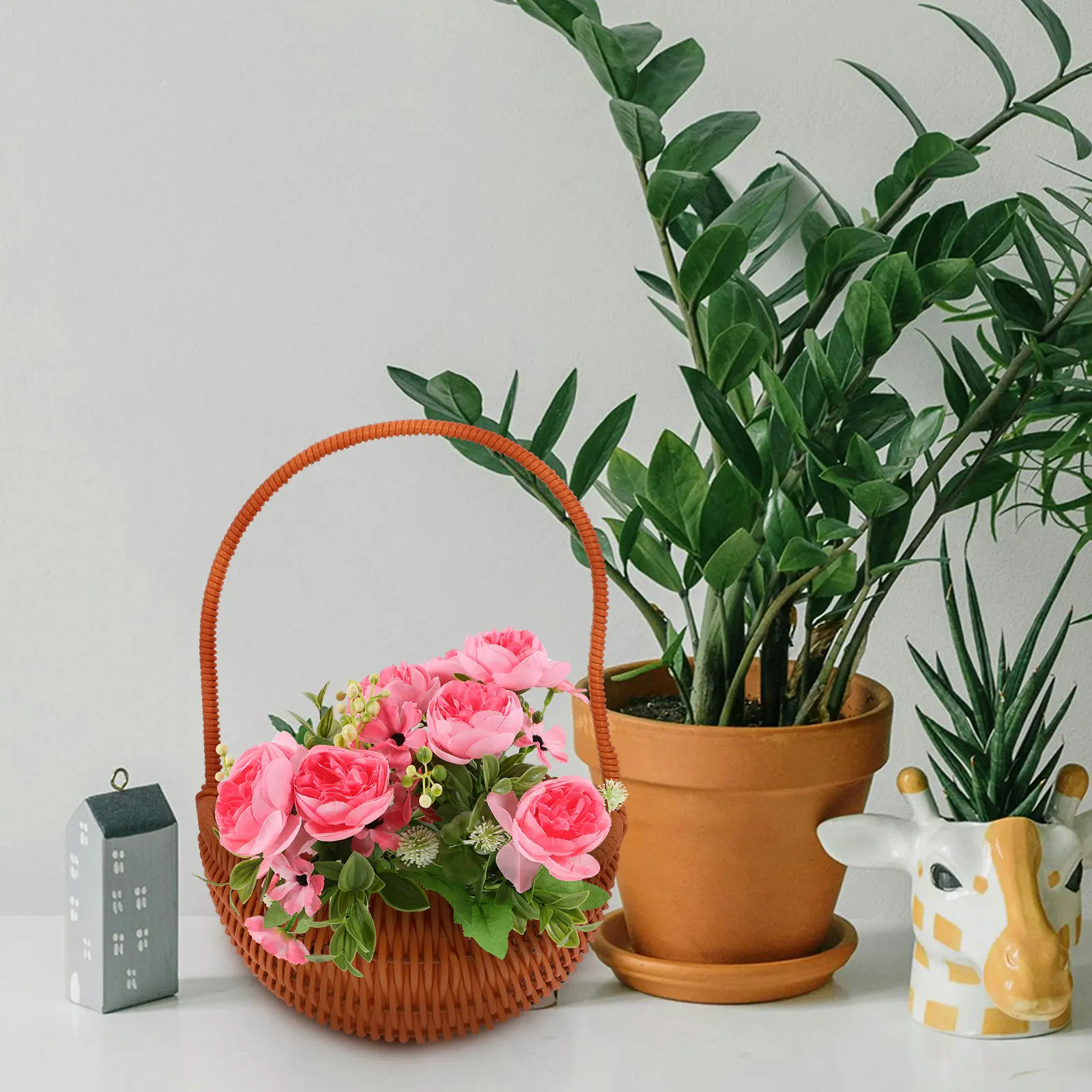 Plastic Hand-Woven Rattan Basket with Handle Lightweight Portable Garden Vegetable Harvest Flower Gathering Basket Reusable