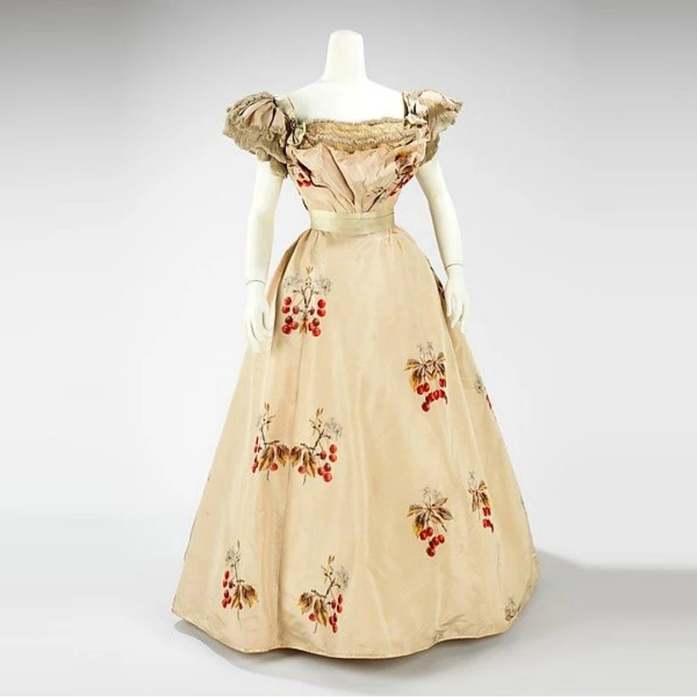 

1890s Duchess Dinner Dress Victorian Royal Court Princess Rococo Wedding Costume Civil War Southern Belle Afternoon Ball Gown