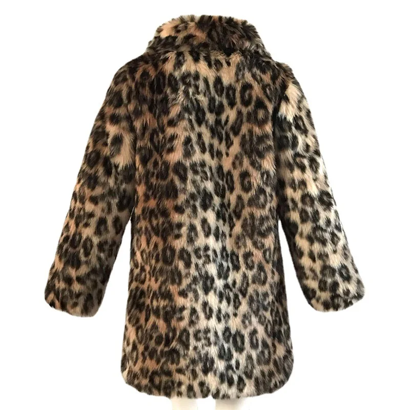 Cappotto in pelliccia sintetica da donna leopardata con risvolto medio lungo Elegante giacca pelosa invernale Nuovi cappotti di peluche spessi Maniche lunghe Cappotto soffice 2025