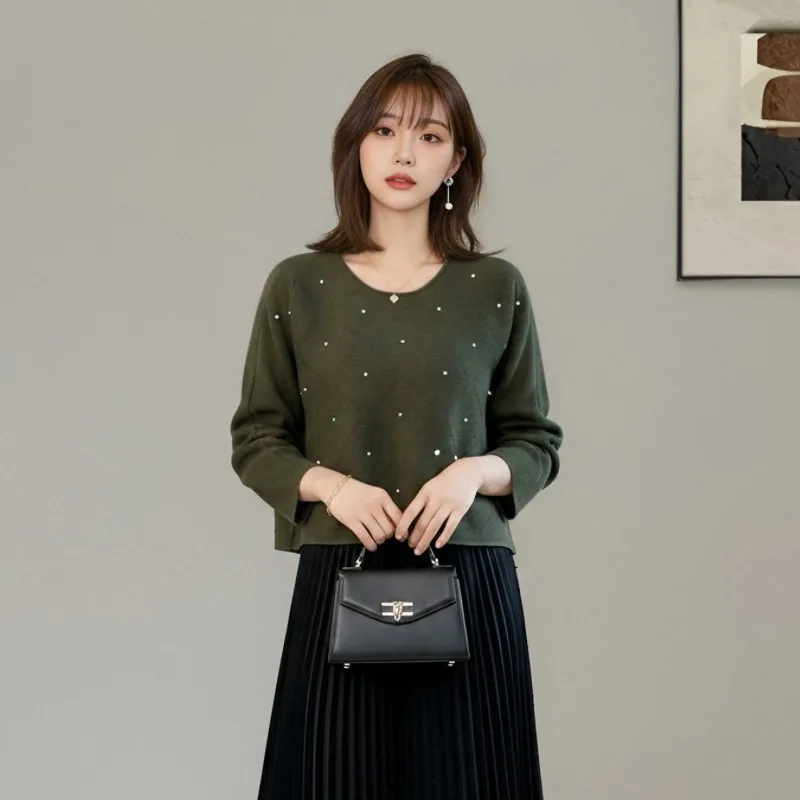 Miyake Pleated Black Spring T-Shirt 2026 Autumn New Loose Nine-Quarter Sleeve Short Shirt Solid Color Women's Stretch Fold Top
