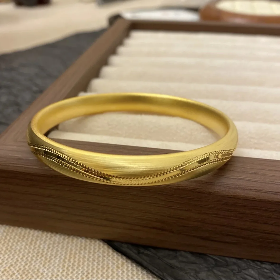Fylia Jewelry   Luxury 24K 9999 Pure Gold real gold Women's Brushed Wavy Bracelet Solid Closed Bracelet