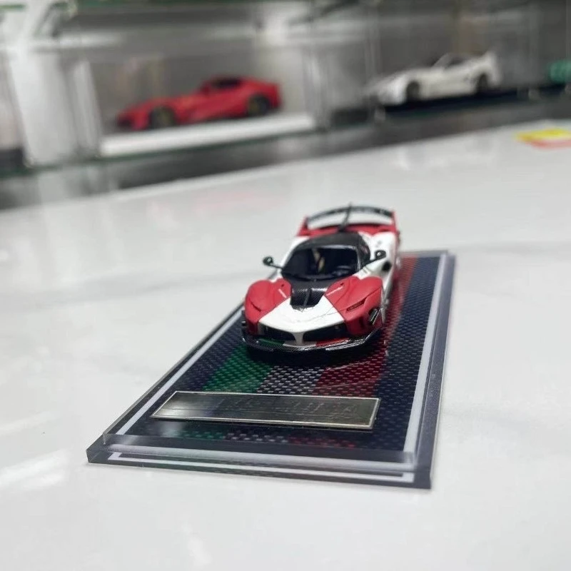 U2 1:64 for Ferrari FXXK EVO Blue and White Latte Resin Car Model High-end Collectible Ornament Limited Edition