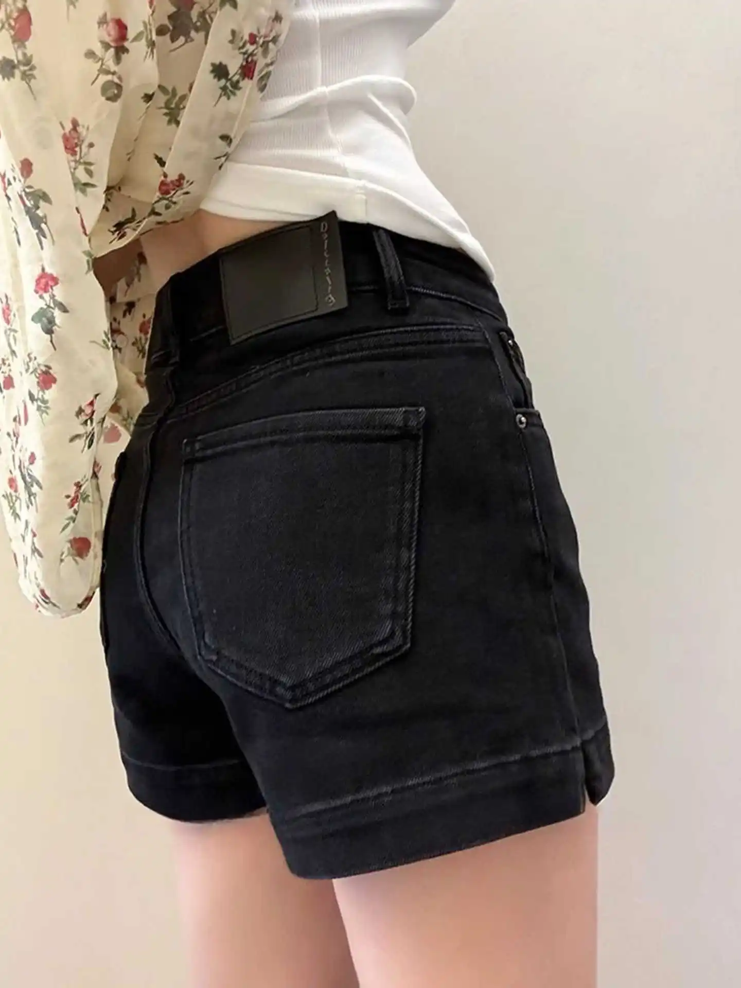 Summer Women American Retro Simple Jean Shorts Black Kpop Japanese Y2K Shoujo 2000s Grunge Denim Hot Pants Tide High Street