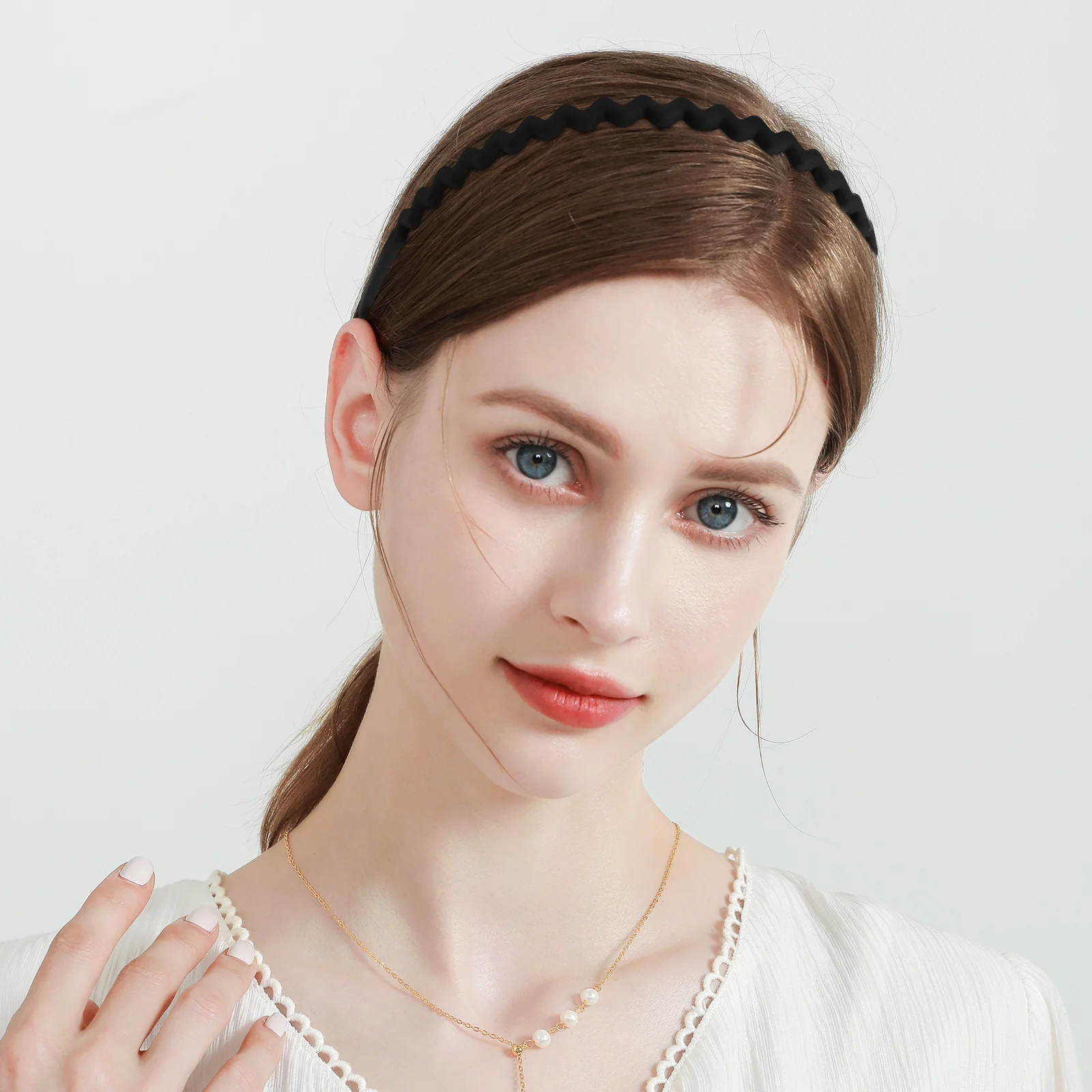 

6Pcs Wavy Headbands Thin Headbands with Teeth Stylish Comfortable Women's Hair Accessories Party Hoops Wavy Headband