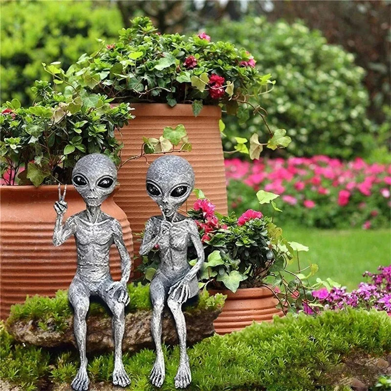 Divertente resina statua aliena decorazione del giardino all\'aperto UFO scultura nana Desktop Home Decor per ornamenti di natale di Halloween