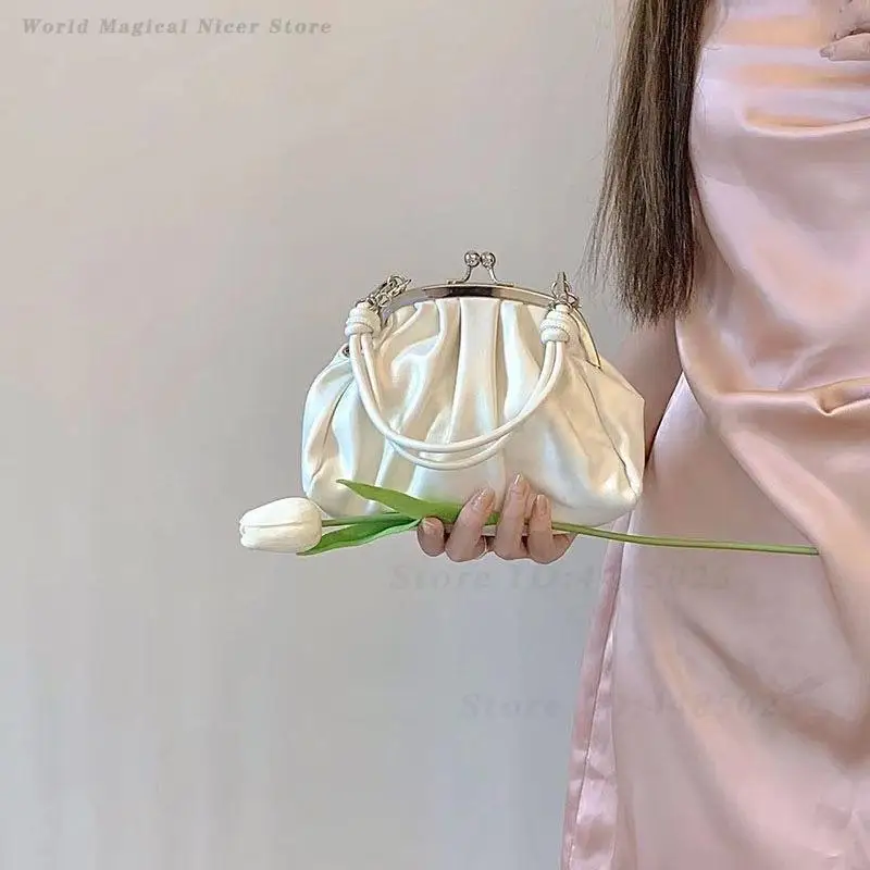 Girls Cute Ruched Clip Bag New Summer Chain Handbag Niche Elegant Dumpling Shape Crossbody Purse Ladies Versatile Daily Bag
