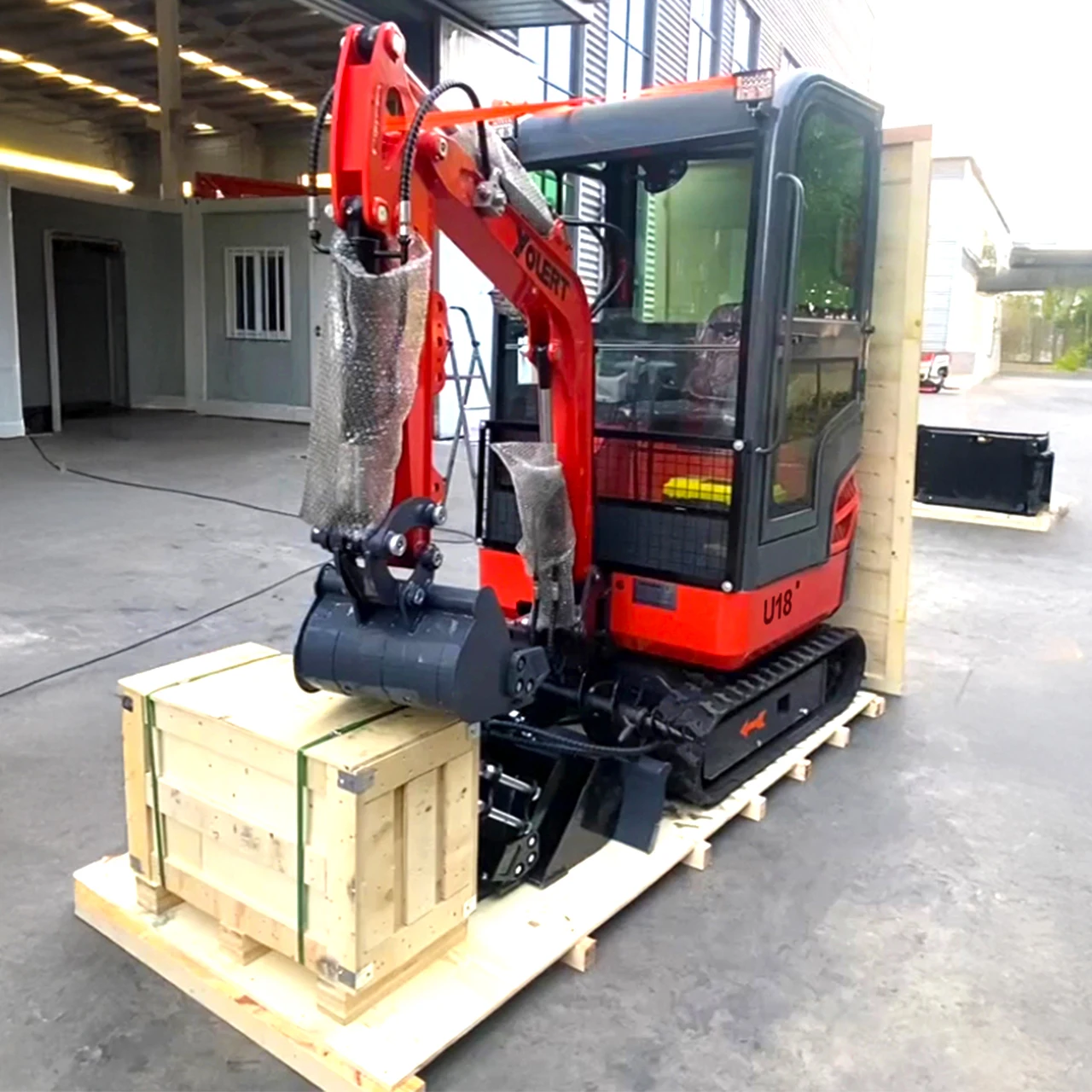 

YG Free Shipping Compact Multi Function Mini Excavator For Sale 1.8ton 2ton 3.5ton Digger Escavator Machine In American