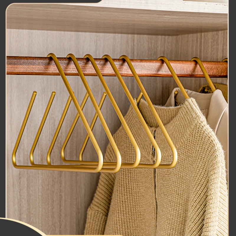 Aluminum Alloy Clothes Hanger Household Triangle Shape Solid Thickened Anti-Rust Gold Silver Adult Light Luxury Wardrobe Storage