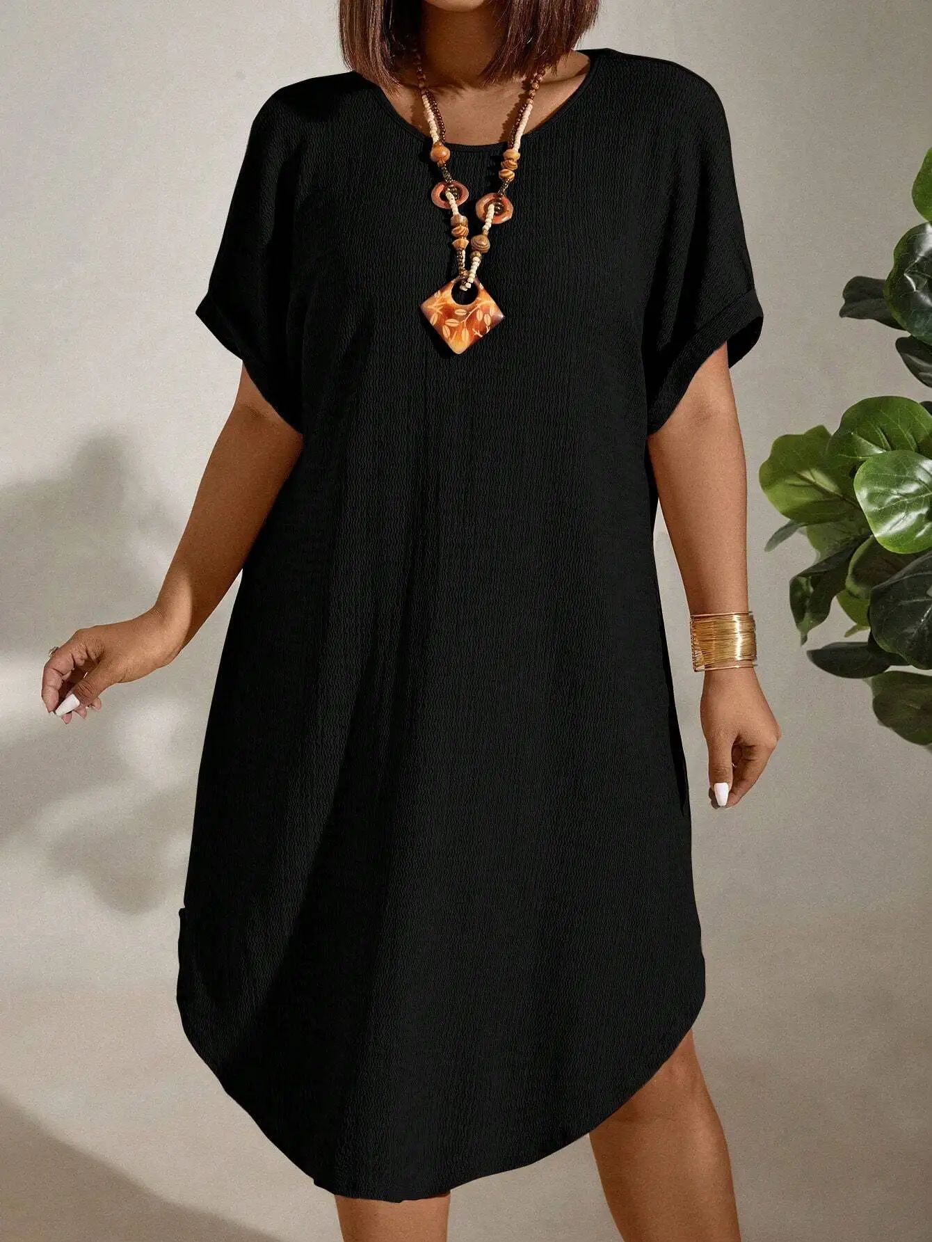 

Plus Size Loose Casual Short Sleeve Batwing Round Neck Solid Black Dress For Summer