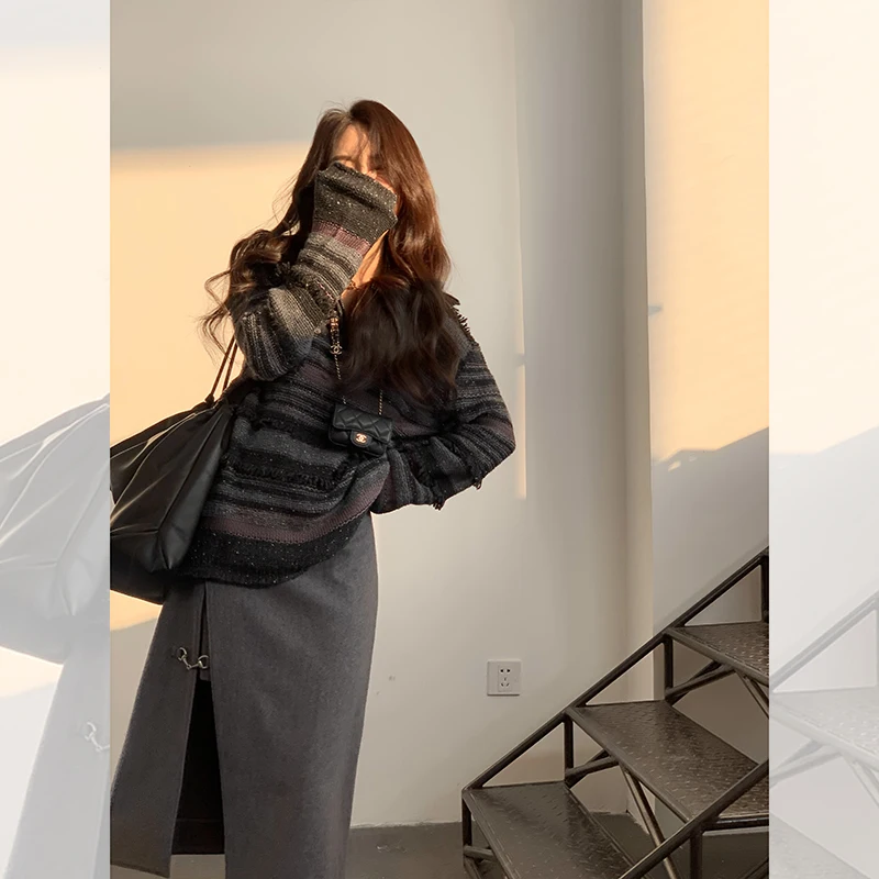 

Модный вязаный комплект из свитера и юбки для женщин, 50-й размер, зима 2023, антивозрастной ансамбль от Yum