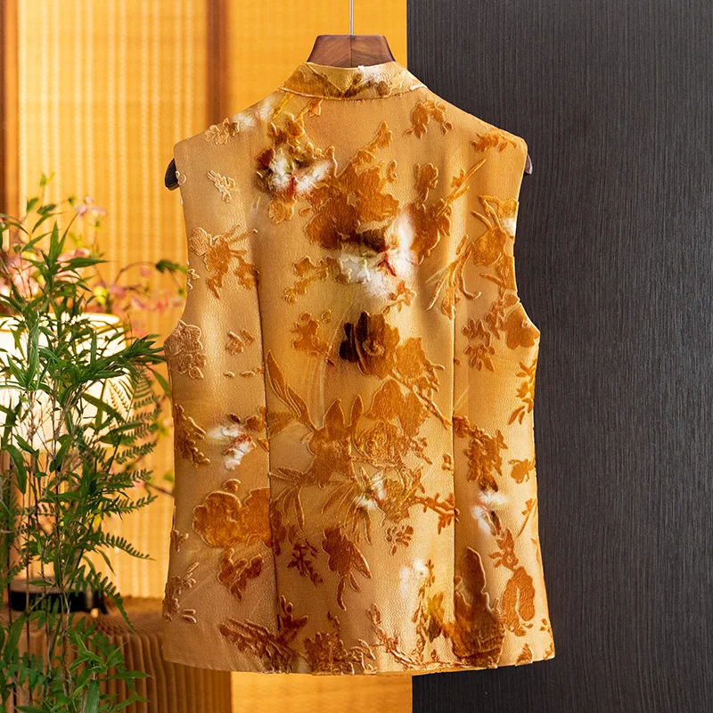 New Chinese-Style Silk Velvet Elegant and Fashionable Vest for Women, 2026 Autumn New Retro Chic Sleeveless Jacket