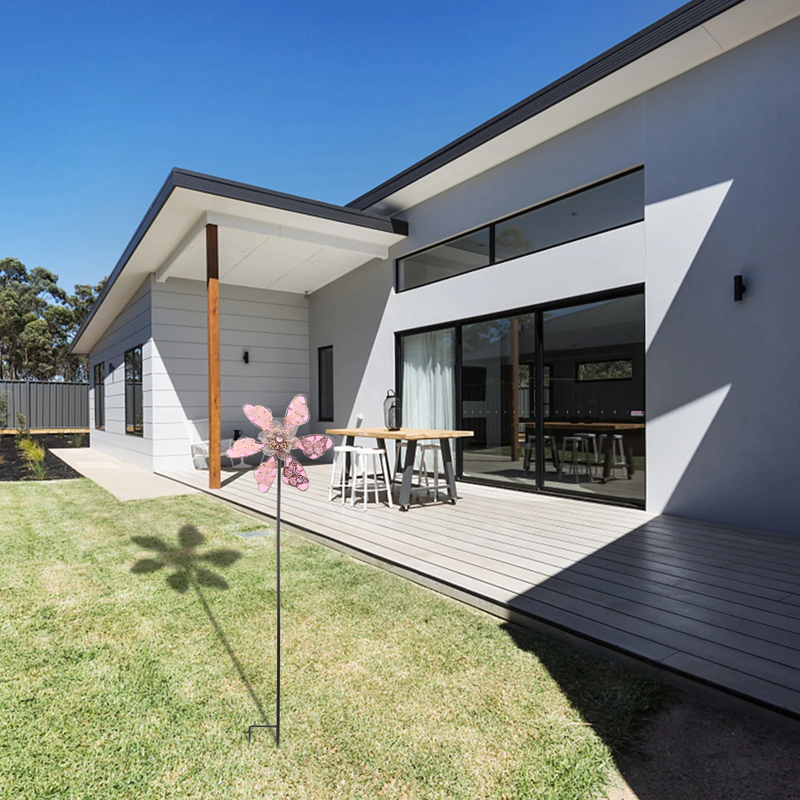 

Luminous Butterfly Ornaments Decoration Rotating Windmill Blower Iron Spinners Outdoor Garden