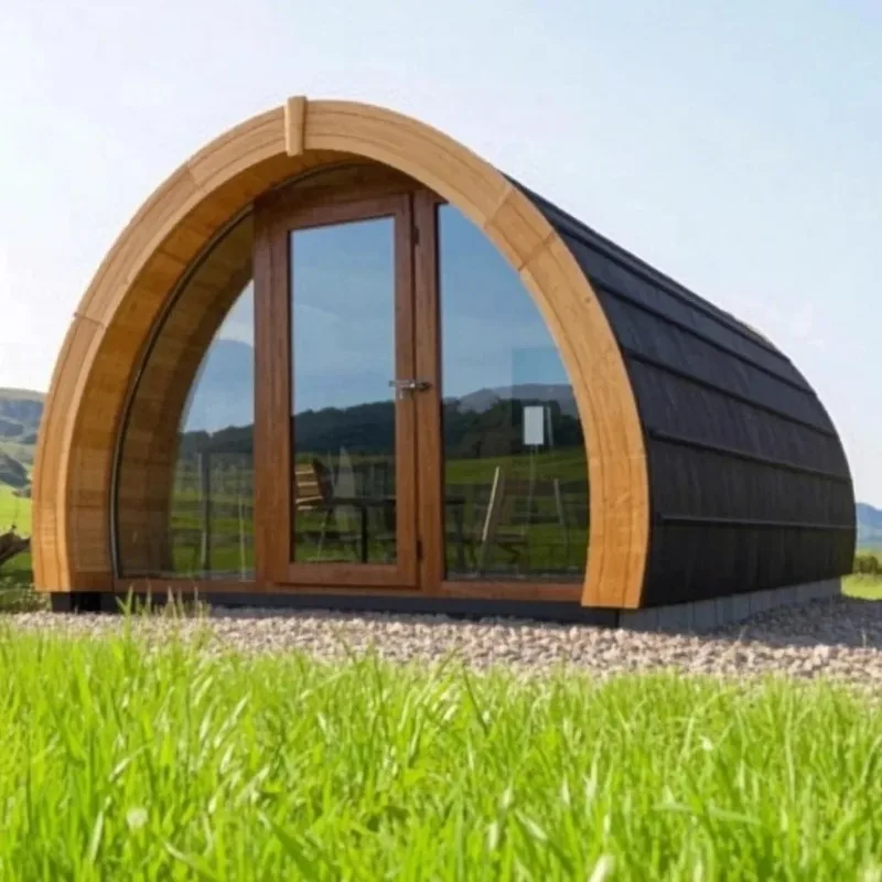 Outdoor creative special-shaped embalming wooden house B & B villa Internet celebrity clock in