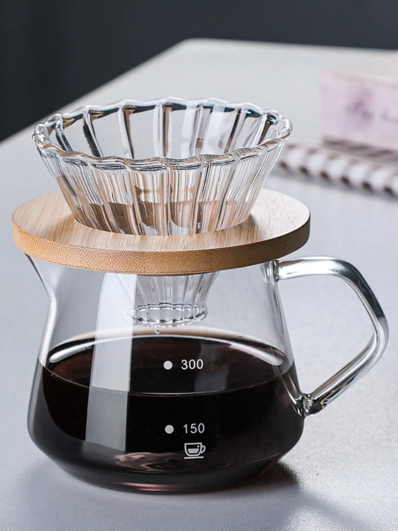 Leeseph Pour Over Coffee Maker, Glass Carafe Coffee with Glass Coffee Filter, Drip Coffee Maker Set for Home or Office, 300ml