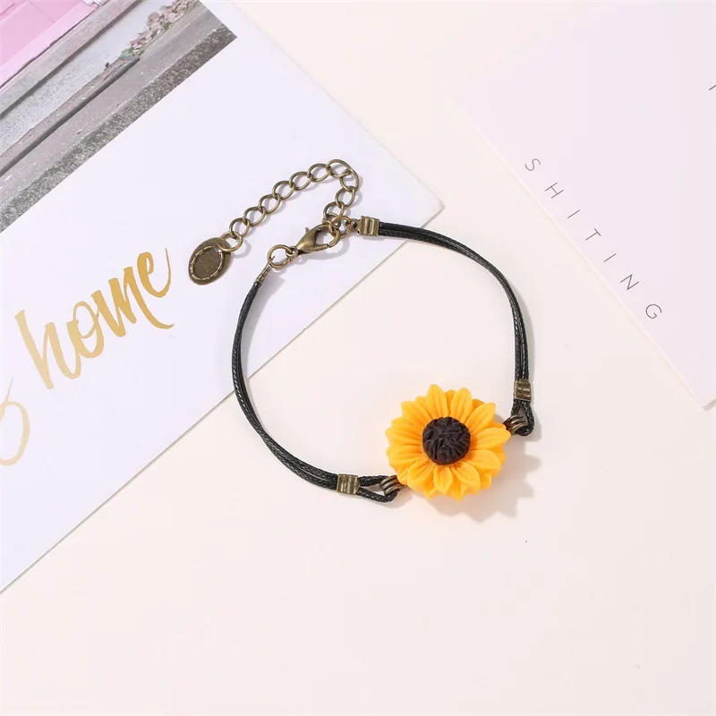 Fashion New Korean style small fresh daisy sunflower leather rope WOMEN'S bracelet versatile temperament jewelry