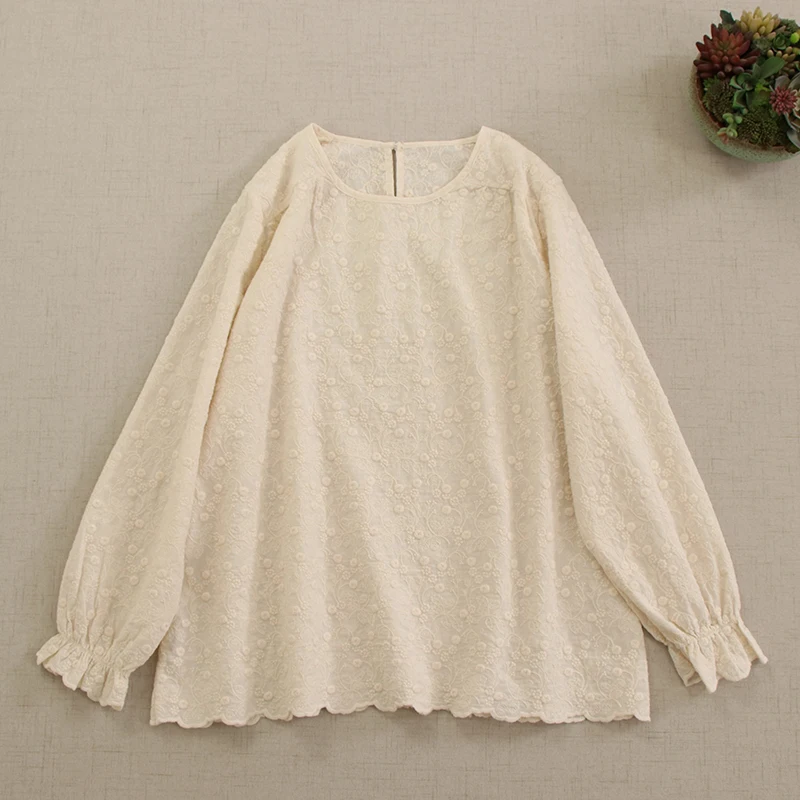 Autumn New Japan Style Sweet Mori Girl Embroidery Cotton Shirt Women Kawaii O-Neck Long Sleeve Casual Loose White Blouse Tops