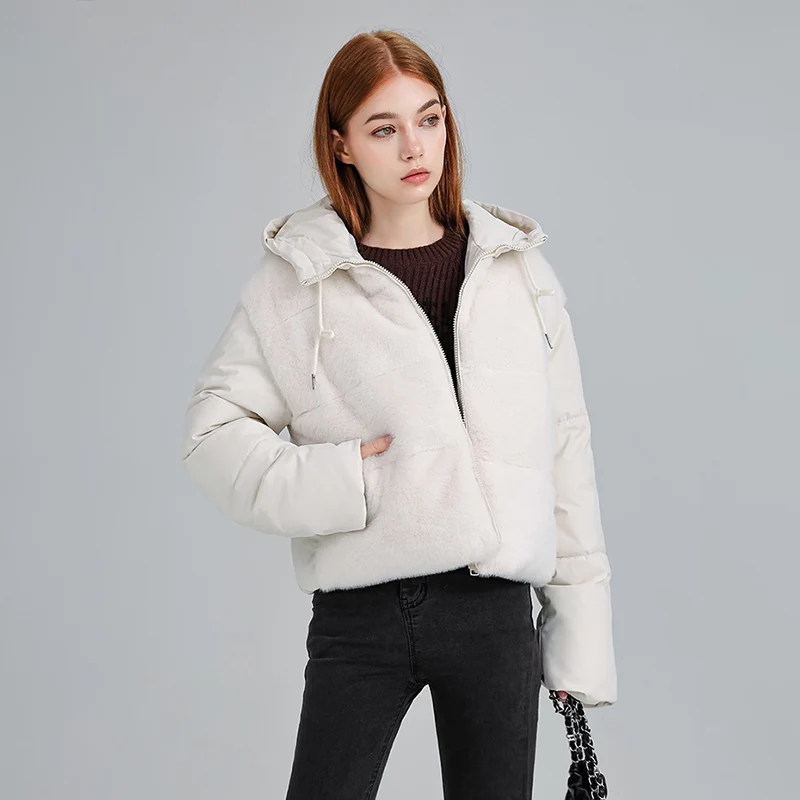 Cappotto Parka corto patchwork in peluche americano Cappotto invernale trapuntato con cappuccio tinta unita Y2K Cappotto in cotone con zip da strada chic da donna