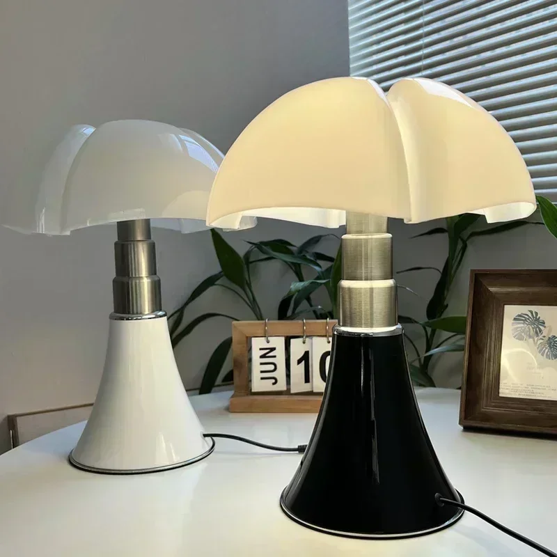 Art Deco White Petal Table Lamp Bedside Office Table Study Desk Lamp Living Room Bedroom Floor Lamp for Home and Decoration