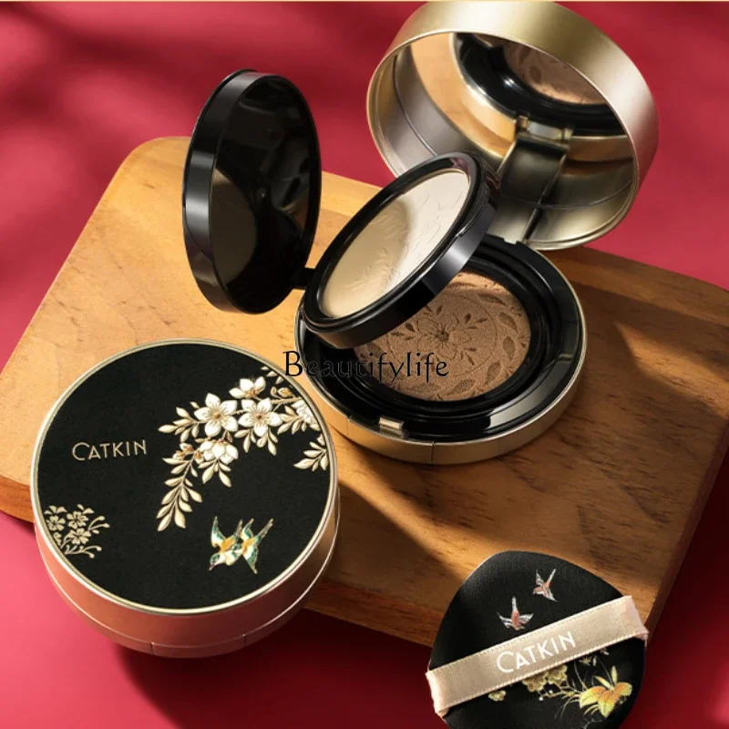 

Double-Layer Air Cushion Finishing Powder Female Oil Control Concealer and Moisturizer Long Lasting Smear-Proof Makeup