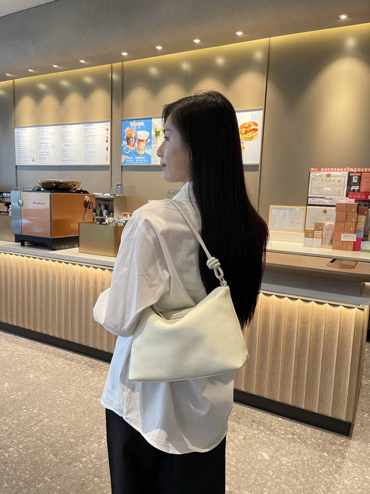 

Genuine Grade Soft Leather Women Shoulder Crossbody Bags Luxury Designer Brand Female Underarm Bag for Woman Cowhide Ladies New