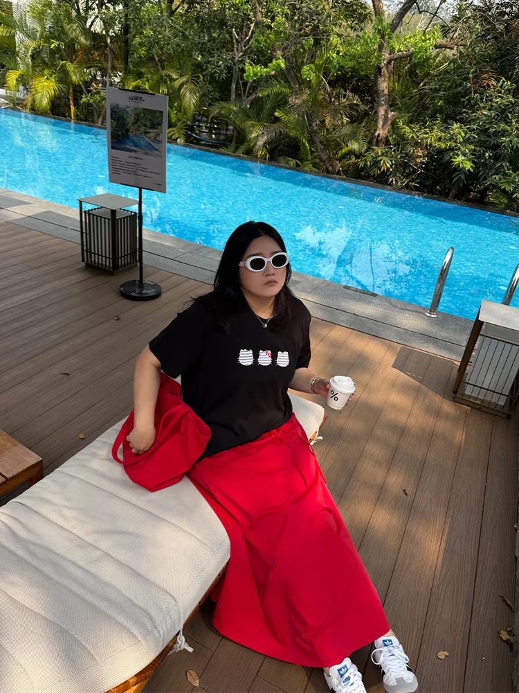 

Loose Comfortable Cartoon Embroidery T-Shirt for plus Size Women Fun Youthful Design Casual Spring Summer Ladies Top