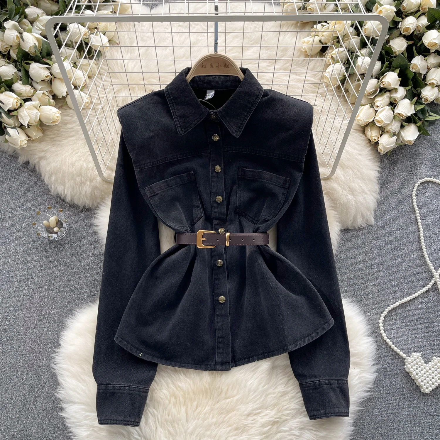 Retro Denim Shirt Women\'s 2024 Spring Autumn New Single-breasted Laple Slim Top Temperament Thin Denim Blouse Coats with Belt